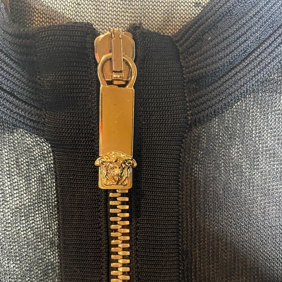 Versace black sweater - Picture 3 of 7